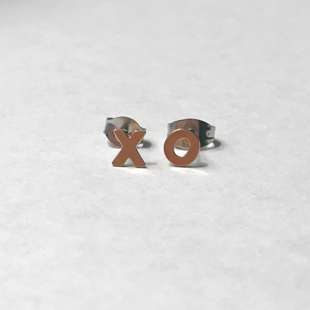 XO Earrings